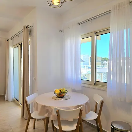 Perla Homes 143 * Plazhi San Pietro