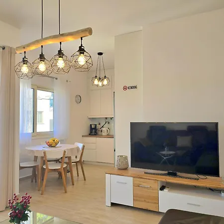 Διαμέρισμα Perla Homes 143 *