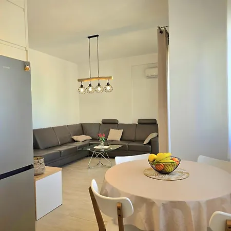 Perla Homes 143 Plazhi San Pietro