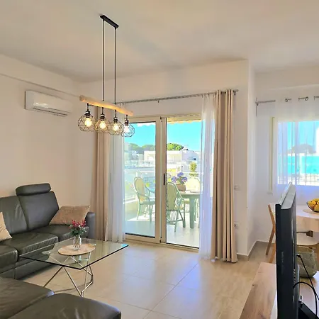 Perla Homes 143 * Plazhi San Pietro