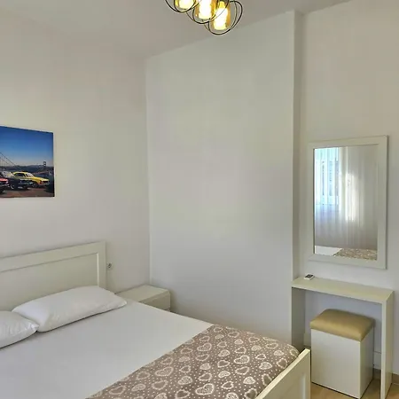 Perla Homes 143 * Plazhi San Pietro