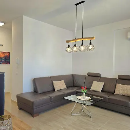Perla Homes 143