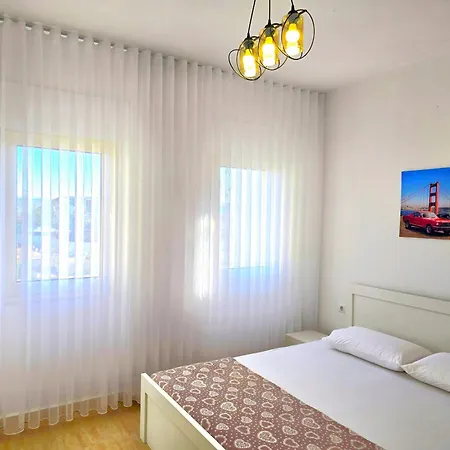 Perla Homes 143 * Plazhi San Pietro