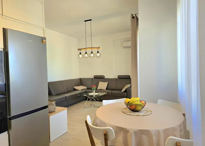 Perla Homes 143 Plazhi San Pietro