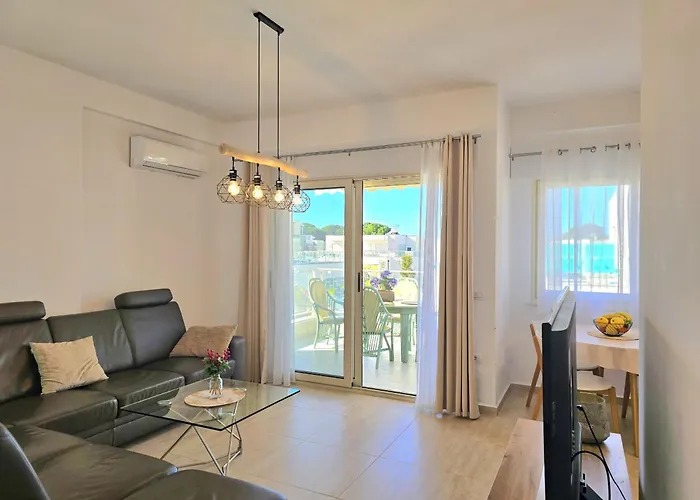 Perla Homes 143 * Plazhi San Pietro